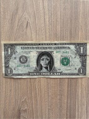 Beyoncé Cowboy Carter Tour  Exclusive Large Lucky Dollar Bill